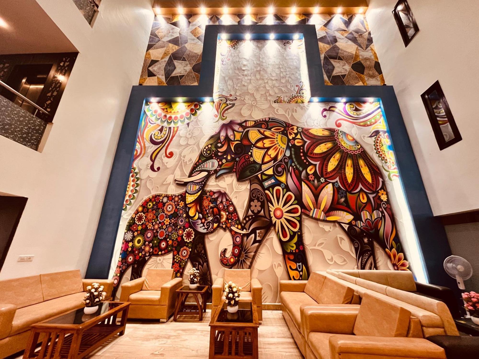 Hotel The Gold Inn - Karol Bagh Delhi Eksteriør billede
