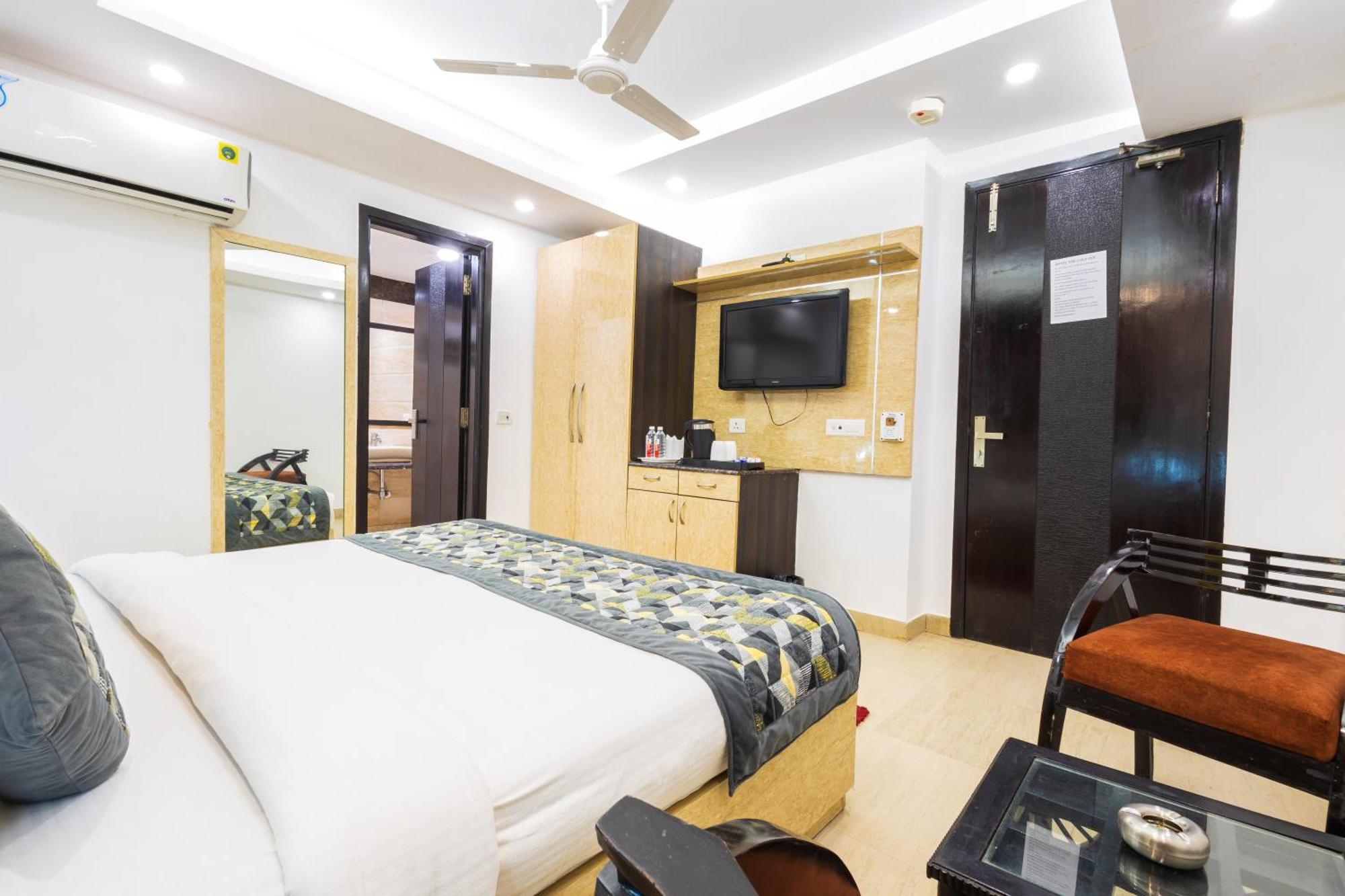 Hotel The Gold Inn - Karol Bagh Delhi Eksteriør billede
