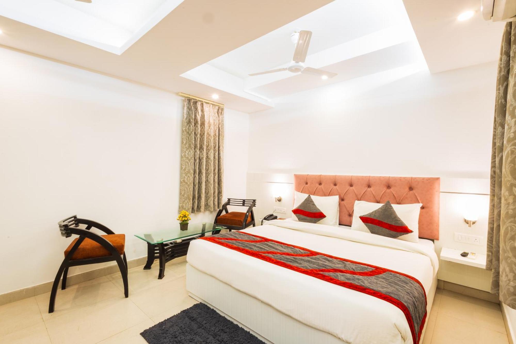 Hotel The Gold Inn - Karol Bagh Delhi Eksteriør billede