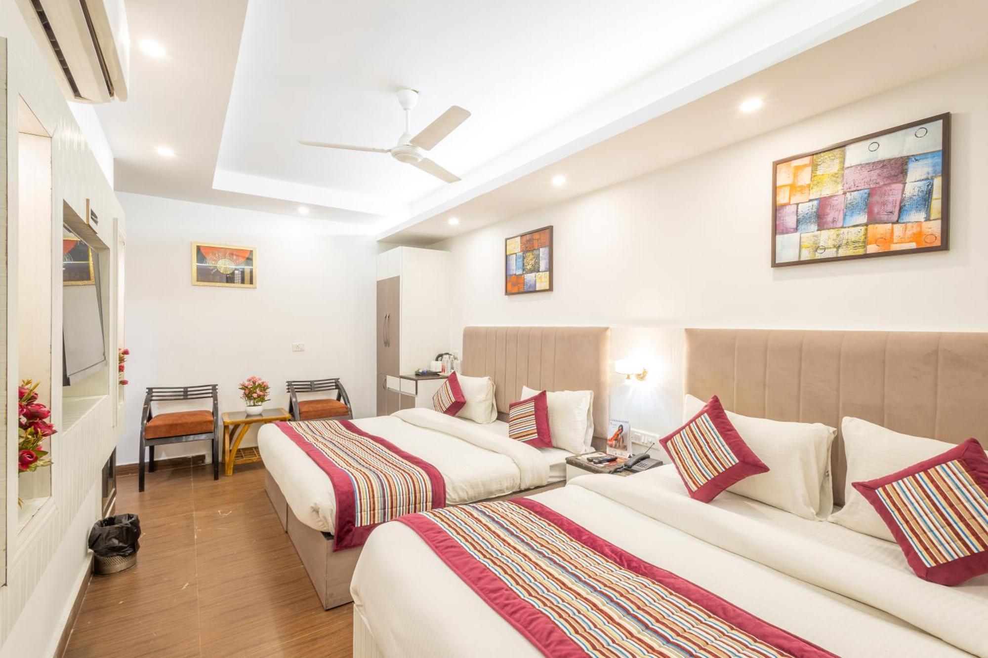 Hotel The Gold Inn - Karol Bagh Delhi Eksteriør billede